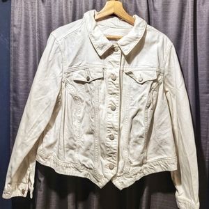 Old Navy 2X white distressed denim trucker jacket